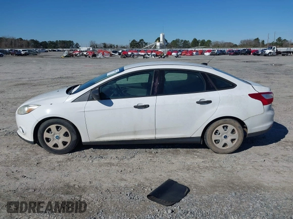 2012 Ford Focus S with VIN 1FAHP3E20CL291067, listed as a IAAI auction lot 41643501 with 170,252 mi miles and . Bid and sale history available at DreamBid. Image 14.