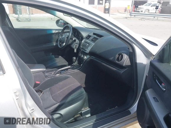 2010 Mazda 6 S Grand Touring with VIN 1YVHZ8CB9A5M39555, listed as a IAAI auction lot 42091918 with 225,539 mi miles and . Bid and sale history available at DreamBid. Image 5.