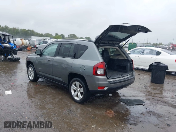 2014 Jeep Compass Latitude with VIN 1C4NJCEB2ED522109, listed as a IAAI auction lot 40282558 with 168,954 mi miles and . Bid and sale history available at carsss.com. Image 3.
