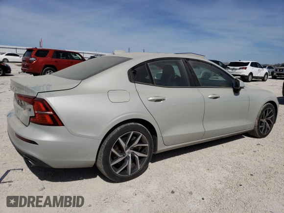 2019 Volvo S60 Momentum with VIN 7JRA22TK2KG001461, listed as a Copart auction lot 42370613 with 23,534 mi miles. Bid and sale history available at carsss.com. Image 3.