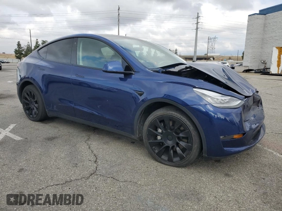 2021 Tesla Model Y Long Range with VIN 5YJYGDEE2MF207913, listed as a Copart auction lot 54385605 with 46,056 mi miles and Salvage Title. Bid and sale history available at DreamBid. Image 4.