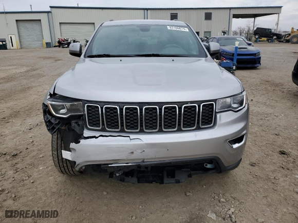 2018 Jeep Grand Cherokee Laredo E with VIN 1C4RJFAGXJC258058, listed as a Copart auction lot 83106674 with 92,457 mi miles and Salvage Title. Bid and sale history available at carsss.com. Image 5.