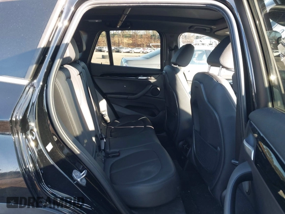 2018 BMW X1 xDrive28i with VIN WBXHT3C36J5L29746, listed as a IAAI auction lot 41547100 with 103,420 mi miles and . Bid and sale history available at DreamBid. Image 8.