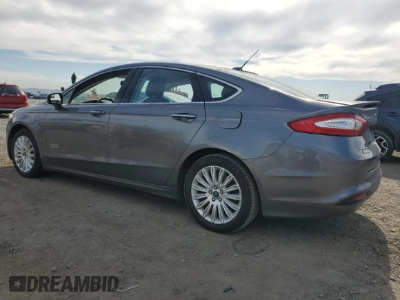 2014 Ford Fusion Titanium with VIN 3FA6P0SU0ER269439, listed as a Copart auction lot 52685265 with 150,992 mi miles and Salvage title. Bid and sale history available at DreamBid. Image 2.