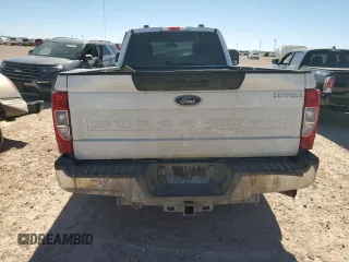 2020 Ford F-250 XL with VIN 1FTBF2A65LEE05736, listed as a Copart auction lot 44045375 with 111,128 mi miles and Salvage title. Bid and sale history available at DreamBid. Image 6.
