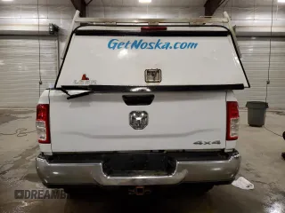2019 Ram 2500 Tradesman z VIN 3C6UR5CL9KG719814, wystawiony jako Copart lot #50293335 z przebiegiem 126 270 mil mil oraz Szkoda całkowita • Salvage title. Historia ofert i sprzedaży dostępna na DreamBid. Obrazek 6.