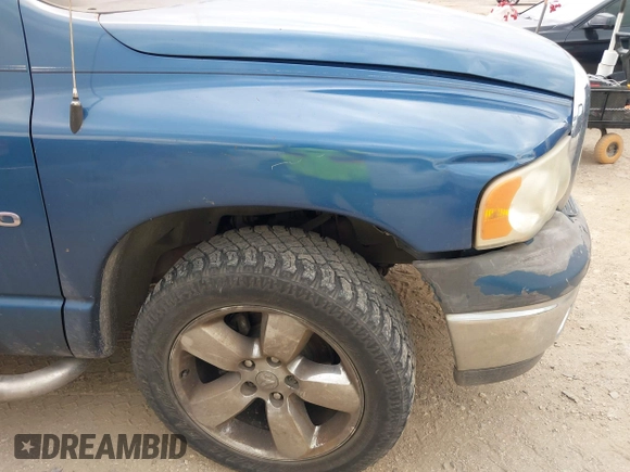 2005 Dodge 1500 SLT with VIN 1D7HA18N05S207978, listed as a IAAI auction lot 42072297 with 194,699 mi miles. Bid and sale history available at carsss.com. Image 6.