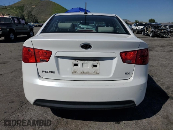 2013 Kia Forte EX with VIN KNAFU4A20D5724833, listed as a Copart auction lot 51454455 with 152,297 mi miles and Salvage Title. Bid and sale history available at carsss.com. Image 6.