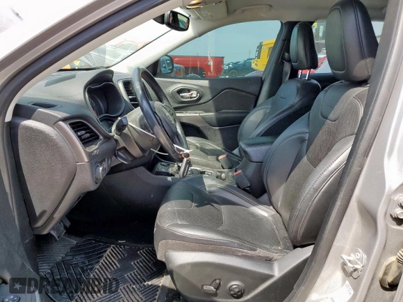 2020 Jeep Cherokee Limited with VIN 1C4PJLDB6LD538403, listed as a Copart auction lot 53319845 with 82,742 mi miles and Salvage title. Bid and sale history available at DreamBid. Image 7.