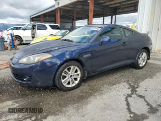 2008 Hyundai Tiburon GS z VIN KMHHM66D18U295484, wystawiony jako Copart lot #46948045 z przebiegiem 107 959 mil mil oraz Szkoda całkowita • Salvage title. Historia ofert i sprzedaży dostępna na DreamBid. Obrazek 1.