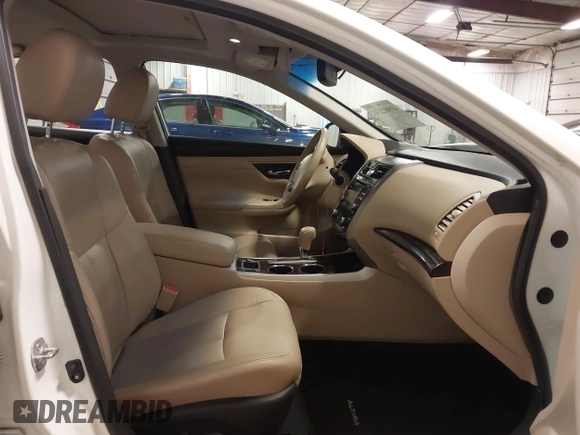 2015 Nissan Altima S with VIN 1N4AL3AP9FN310352, listed as a IAAI auction lot 41902234 with 60,132 mi miles and . Bid and sale history available at DreamBid. Image 5.