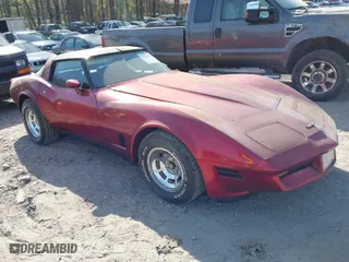 1981 Chevrolet Corvette with VIN 1G1AY8769B5102708, listed as a IAAI auction lot 41895949 with 98,292 mi miles. Bid and sale history available at carsss.com. Image 1.