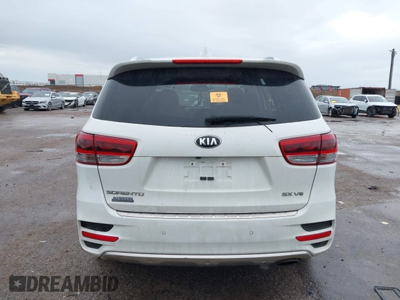 2018 Kia Sorento SX Limited with VIN 5XYPKDA58JG384521, listed as a IAAI auction lot 41903823 with Not provided miles and . Bid and sale history available at DreamBid. Image 16.
