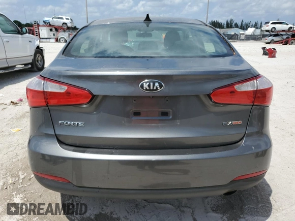 2014 Kia Forte EX with VIN KNAFX4A8XE5076527, listed as a Copart auction lot 54420765 with 162,831 mi miles and Clean Title. Bid and sale history available at carsss.com. Image 6.