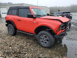 2022 Ford Bronco z VIN 1FMDE5AH9NLB12334, wystawiony jako Copart lot #83205734 z przebiegiem 12 789 mil mil oraz Szkoda całkowita • Salvage title. Historia ofert i sprzedaży dostępna na DreamBid. Obrazek 4.