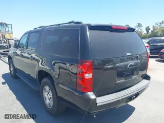 2007 Chevrolet Suburban LTZ with VIN 3GNFK16307G242439, listed as a IAAI auction lot 41860044 with 96,390 mi miles. Bid and sale history available at carsss.com. Image 8.