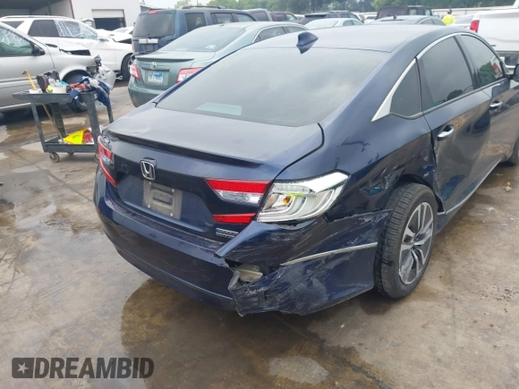 2018 Honda Accord Touring with VIN 1HGCV3F95JA007495, listed as a IAAI auction lot 42192915 with 46,302 mi miles and . Bid and sale history available at DreamBid. Image 4.
