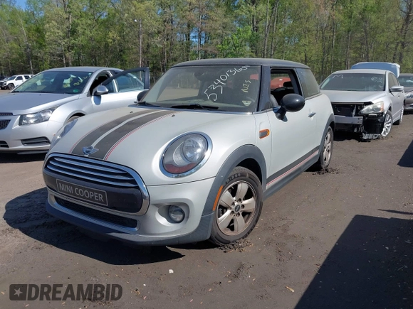2015 MINI Hardtop с VIN WMWXM5C51F3A57788, выставлен на аукционе IAAI как лот 42103399 с пробегом 150 000 миль миль и . История ставок и продаж доступна на DreamBid. Изображение 2.