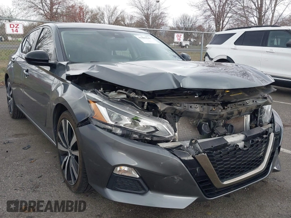 2020 Nissan Altima SR with VIN 1N4BL4CV3LC156766, listed as a IAAI auction lot 41889649 with 70,167 mi miles and . Bid and sale history available at carsss.com. Image 1.