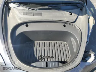 2022 Tesla Model 3 with VIN 5YJ3E1EA1NF372879, listed as a Copart auction lot 71604604 with 60,925 mi miles and Salvage Title. Bid and sale history available at carsss.com. Image 12.