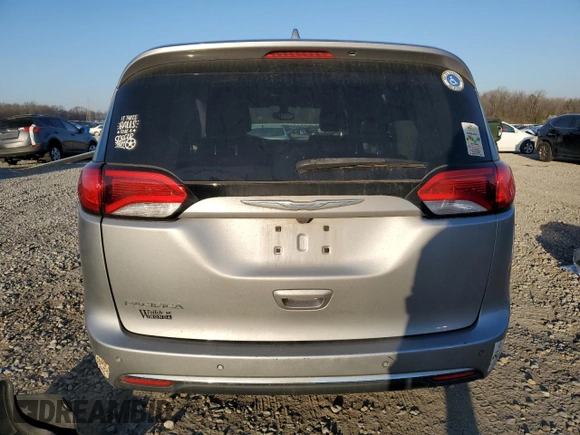 2017 Chrysler Pacifica Touring L with VIN 2C4RC1BG0HR683334, listed as a Copart auction lot 48756915 with 178,239 mi miles and Salvage Title. Bid and sale history available at DreamBid. Image 6.