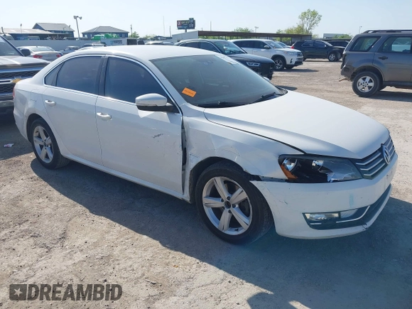 2015 Volkswagen Passat 1.8T Limited Edition with VIN 1VWAT7A34FC085880, listed as a IAAI auction lot 42007677 with 184,722 mi miles. Bid and sale history available at carsss.com. Image 1.