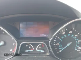 2014 Ford Escape SE с VIN 1FMCU9GX2EUC44219, выставлен на аукционе IAAI как лот 41851650 с пробегом 115 544 миль миль и . История ставок и продаж доступна на DreamBid. Изображение 7.
