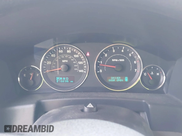 2007 Jeep Commander Sport with VIN 1J8HH48KX7C548033, listed as a IAAI auction lot 42555217 with 213,236 mi miles and . Bid and sale history available at DreamBid. Image 7.