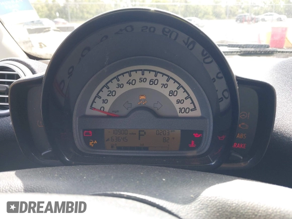 2013 Smart fortwo Passion z VIN WMEEK3BA5DK591221, wystawiony jako IAAI lot #42010853 z przebiegiem 101 953 mil mil oraz . Historia ofert i sprzedaży dostępna na DreamBid. Obrazek 7.