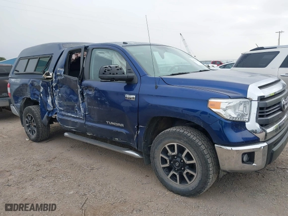 2014 Toyota Tundra 4WD Truck SR with VIN 5TFUY5F1XEX352184, listed as a IAAI auction lot 40732632 with 107,262 mi miles. Bid and sale history available at carsss.com. Image 6.