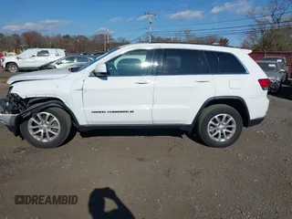 2022 Jeep Grand Cherokee WK Laredo X with VIN 1C4RJFAG8NC120492, listed as a IAAI auction lot 40787713 with 67,688 mi miles. Bid and sale history available at carsss.com. Image 14.