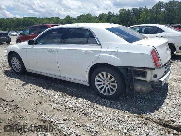 2014 Chrysler 300 z VIN 2C3CCAAG9EH239902, wystawiony jako Copart lot #56529875 z przebiegiem 118 752 mil mil oraz Szkody całkowita. Historia ofert i sprzedaży dostępna na DreamBid. Obrazek 2.