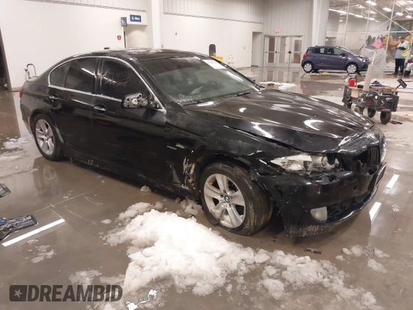 2012 BMW 5 Series 528i xDrive with VIN WBAXH5C51CDW03156, listed as a IAAI auction lot 41236722 with 189,196 mi miles and . Bid and sale history available at DreamBid. Image 1.
