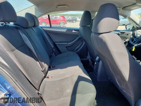 2015 Volkswagen Jetta SE with VIN 3VWD17AJ7FM272661, listed as a Copart auction lot 61285255 with 113,334 mi miles and Salvage title. Bid and sale history available at DreamBid. Image 10.