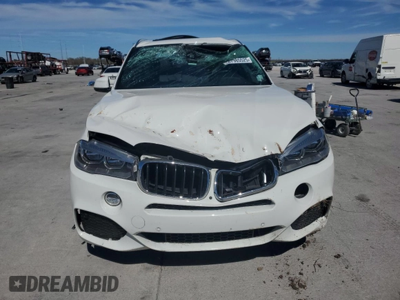 2017 BMW X5 sDrive35i with VIN 5UXKR2C32H0X07482, listed as a Copart auction lot 47985525 with 44,717 mi miles and Salvage Title. Bid and sale history available at carsss.com. Image 5.