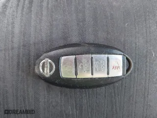 2016 Nissan Sentra SR with VIN 3N1AB7AP1GL668537, listed as a IAAI auction lot 41692546 with 163,674 mi miles. Bid and sale history available at carsss.com. Image 11.