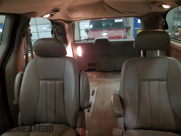 2004 Chrysler Town & Country Touring with VIN 2C4GP54L34R586409, listed as a Copart auction lot 49818705 with 149,501 mi miles and Salvage Title. Bid and sale history available at DreamBid. Image 10.