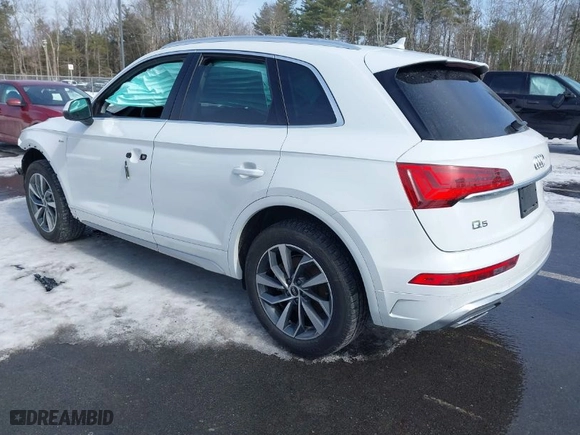 2023 Audi Q5 S line Premium Plus with VIN WA1EAAFY9P2088576, listed as a IAAI auction lot 41642571 with 20,581 mi miles. Bid and sale history available at carsss.com. Image 3.