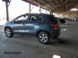 2021 Chevrolet Trax LT z VIN KL7CJPSB5MB330662, wystawiony jako Copart lot #58805965 z przebiegiem 63 157 mil mil oraz Szkoda całkowita • Salvage title. Historia ofert i sprzedaży dostępna na DreamBid. Obrazek 2.