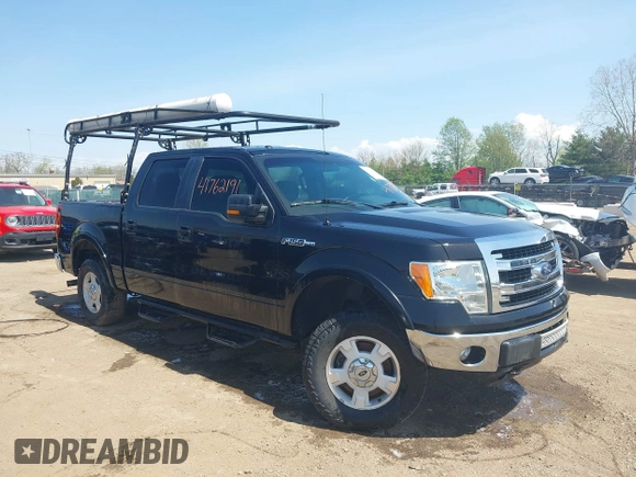 2014 Ford F-150 XL with VIN 1FTFW1EF0EFC98677, listed as a IAAI auction lot 41762191 with 212,626 mi miles. Bid and sale history available at carsss.com. Image 1.