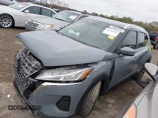 2021 Nissan Kicks SV with VIN 3N1CP5CV9ML473162, listed as a IAAI auction lot 40786414 with 100,107 mi miles. Bid and sale history available at carsss.com. Image 2.