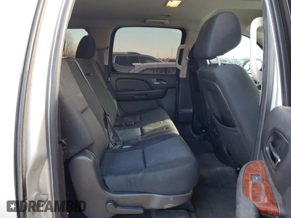 2013 GMC Yukon XL SLE with VIN 1GKS1HE02DR203829, listed as a Copart auction lot 42528135 with 191,223 mi miles and Clean Title. Bid and sale history available at carsss.com. Image 11.
