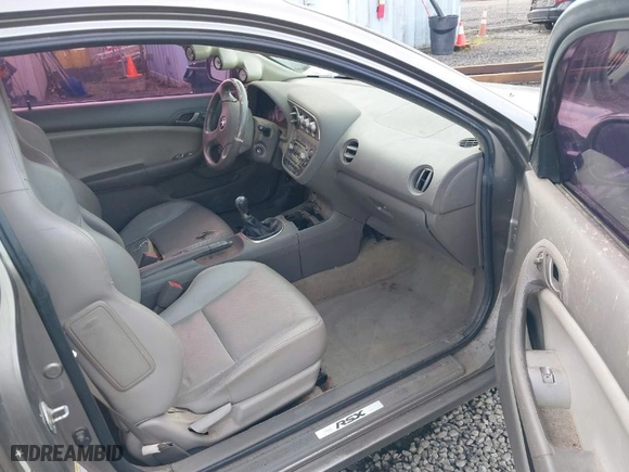 2004 Acura RSX Type S with VIN JH4DC53024S008692, listed as a IAAI auction lot 41673796 with 137,659 mi miles. Bid and sale history available at carsss.com. Image 5.