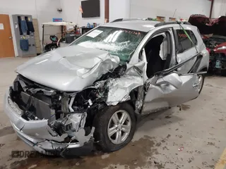 2019 Chevrolet Trax LT with VIN 3GNCJPSB8KL294102, listed as a IAAI auction lot 41431369 with Not Provided miles. Bid and sale history available at carsss.com. Image 2.