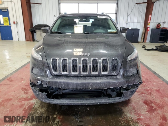 2015 Jeep Cherokee Latitude with VIN 1C4PJMCS8FW769920, listed as a Copart auction lot 46282335 with 143,469 mi miles and Salvage Title. Bid and sale history available at carsss.com. Image 5.