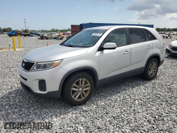 2015 Kia Sorento LX with VIN 5XYKT3A65FG555890, listed as a Copart auction lot 56026125 with 102,034 mi miles and Clean Title. Bid and sale history available at DreamBid. Image 1.