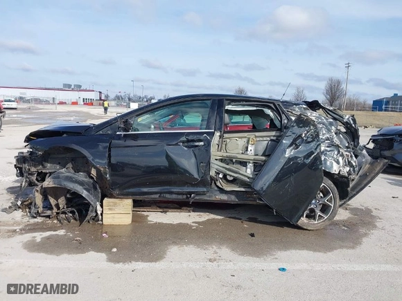 2012 Ford Focus Titanium with VIN 1FAHP3N27CL145393, listed as a IAAI auction lot 41493478 with NaN miles. Bid and sale history available at carsss.com. Image 15.