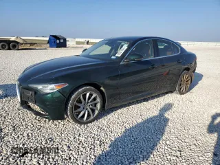 2021 Alfa Romeo Giulia with VIN ZARFANAN0M7640016, listed as a Copart auction lot 80875904 with 47,893 mi miles and Salvage Title. Bid and sale history available at carsss.com. Image 1.