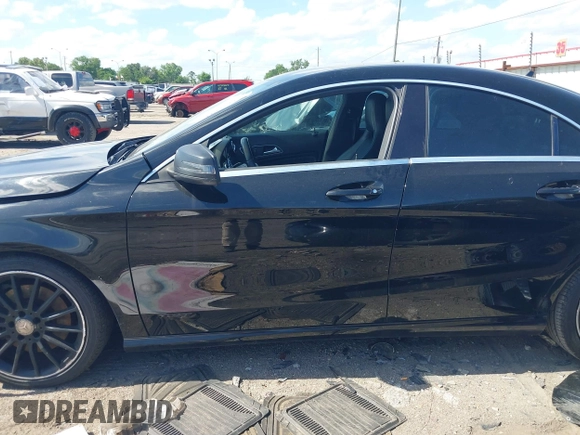 2014 Mercedes-Benz CLA 250 z VIN WDDSJ4EB9EN152673, wystawiony jako IAAI lot #42253291 z przebiegiem 164 564 mil mil oraz . Historia ofert i sprzedaży dostępna na DreamBid. Obrazek 15.