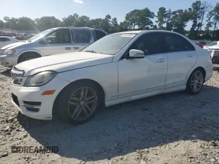 2013 Mercedes-Benz C 250 Sport с VIN WDDGF4HB3DA772525, выставлен на аукционе Copart как лот 64951505 с пробегом 194 281 миль миль и Чистый • Clean title. История ставок и продаж доступна на DreamBid. Изображение 1.